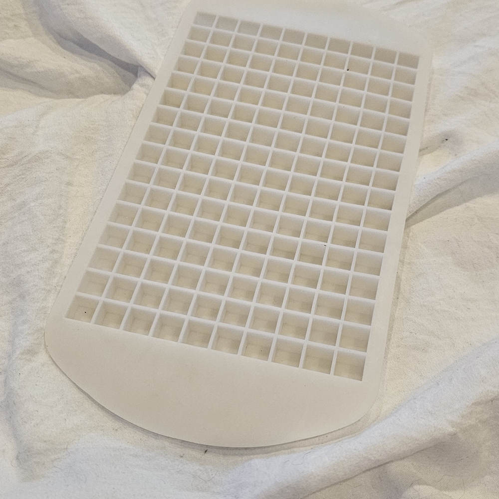 Silicone ice cube mold